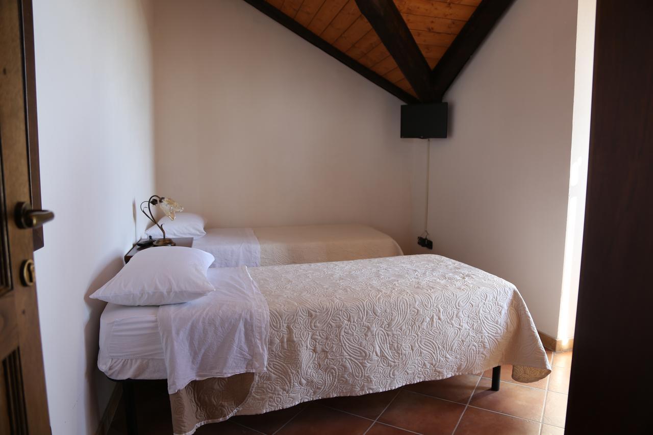 Agriturismo Pirara Sant'Angelo  Екстер'єр фото